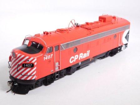 HO SCALE ES44AC LOCOMOTIVE WITH SOUND