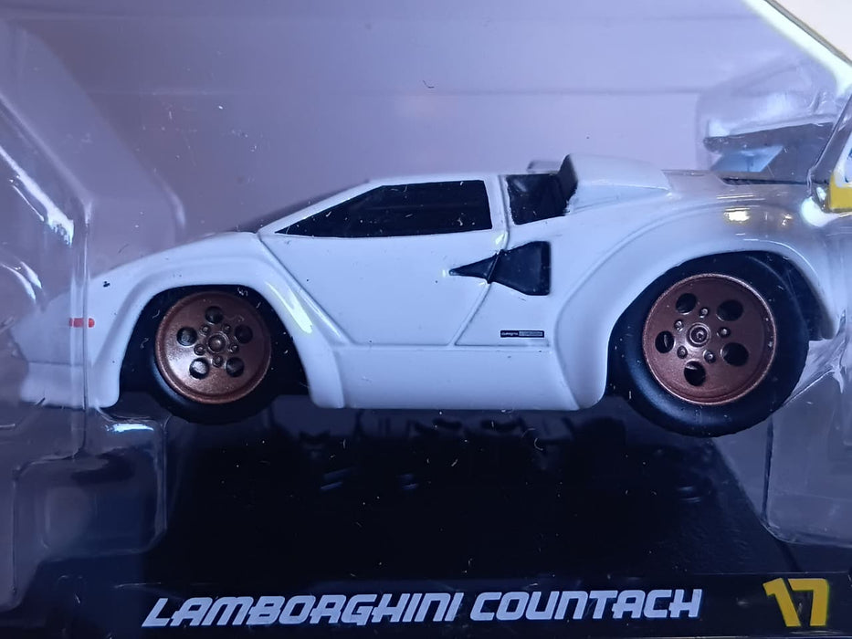 MAISTO MUSCLE MACHINE 1/64 SCALE LAMBORGHINI COUNTACH WHITE METAL DIECAST SERIES 3 MODEL 17 CODE 15526