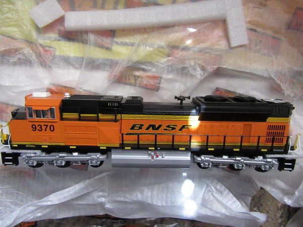 Railking Sd70ace Diesel  Deluxe Freight Train Set W/Proto-Sound 2.0