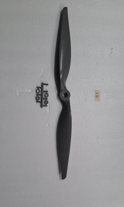 APC  PROPELLER 15X8 E GRAY -QUALITY PRE OWNED