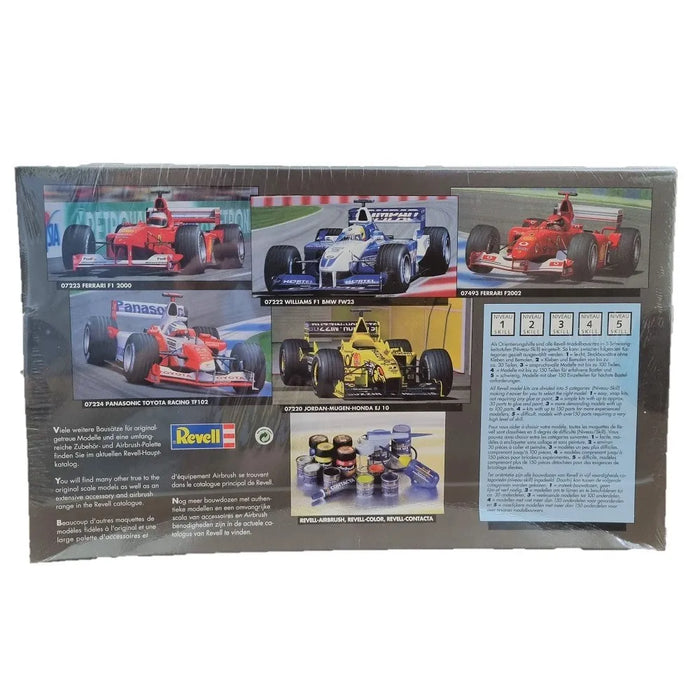 Revell Sauber Petronas C22 1:24 Scale Plastic Model Kit 07236 (Officially Licensed)