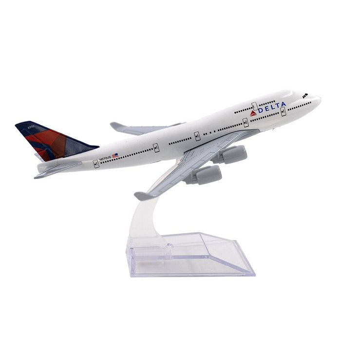 Aiplane Diecast Delta B747 16Cm