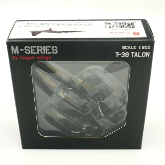 Airplane Diecast  T-38 Talon 1:200 Scale Model No.7327