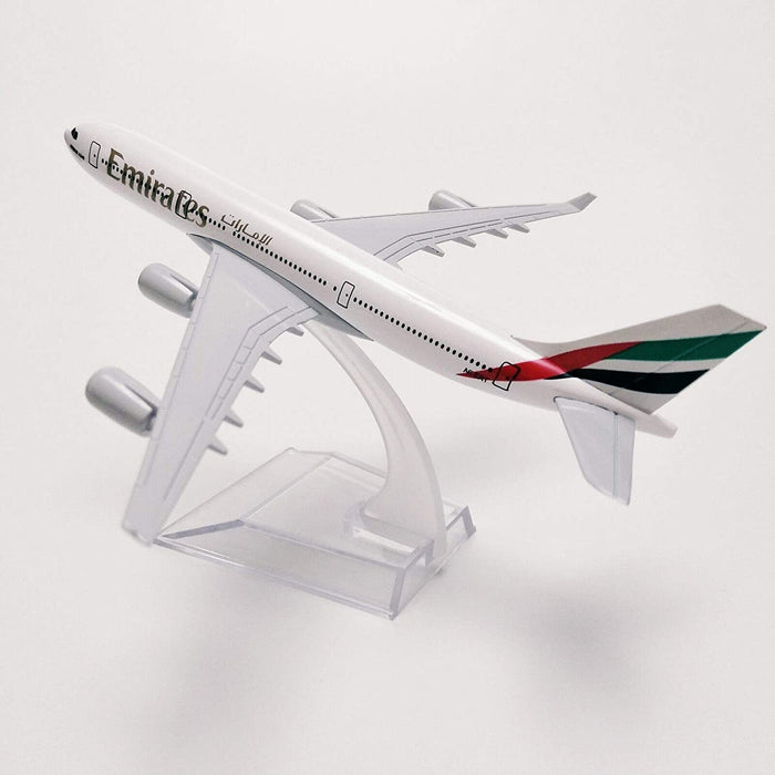 Airplane Diecast Emirates Ek 340 16Cm