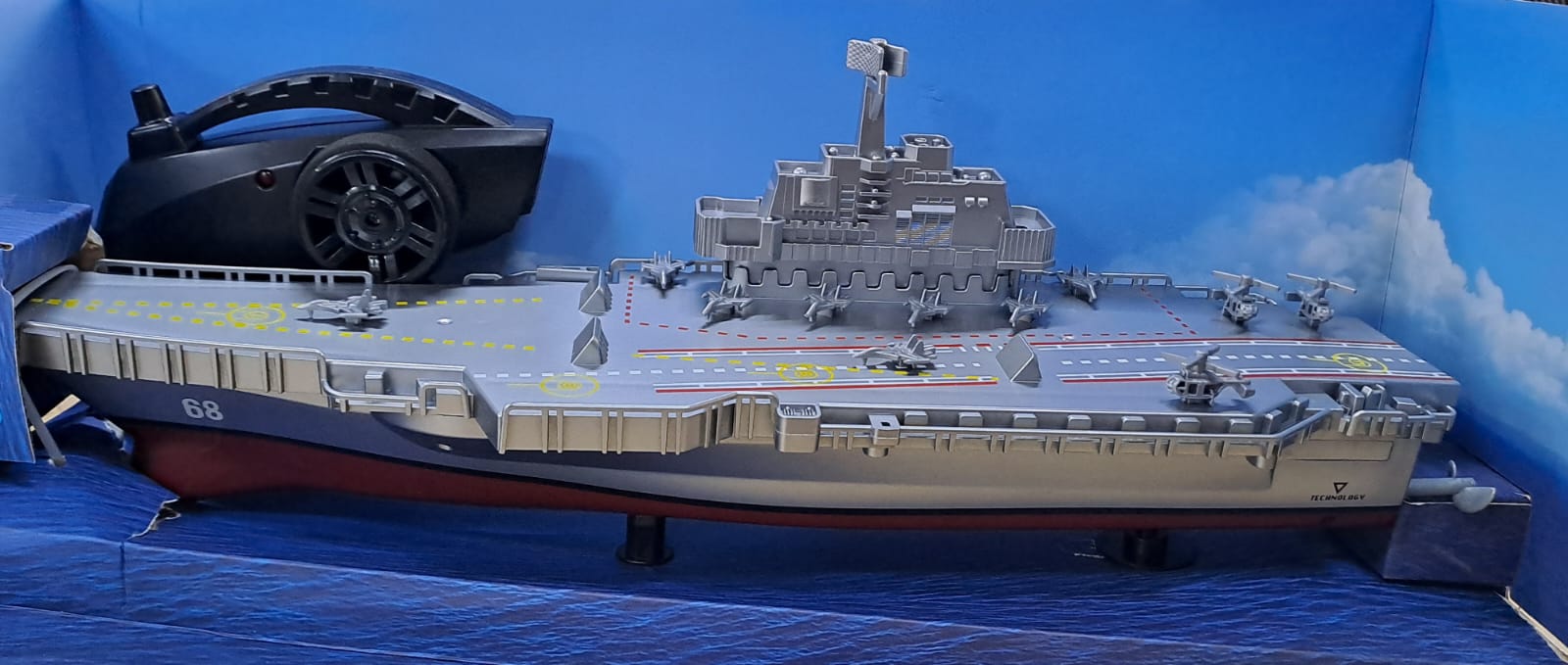 RC WARSHIP SEA WING STAR - AIRCRAFT CARRIER 6601