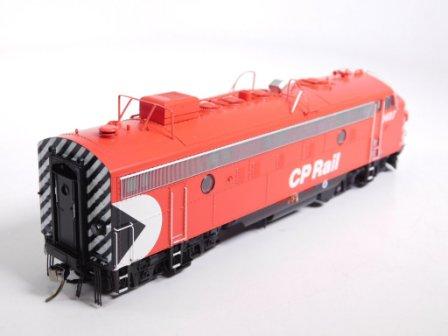 HO SCALE ES44AC LOCOMOTIVE WITH SOUND