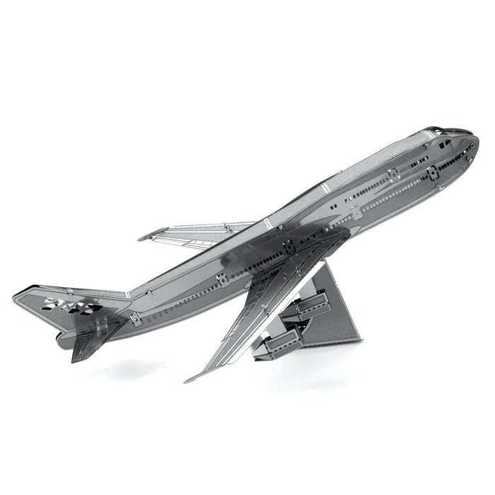 BOEING 747