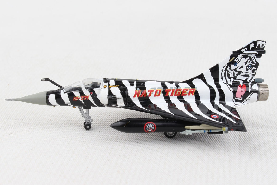 Airplane Diecast Mirage 2000 C 1:200 Scale Model No.7266