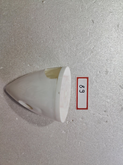 PLASTIC SPINNER 57MM HOLE 8MM WHITE