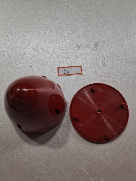 PLASTIC SPINNER 94MM HOLE 8MM RED