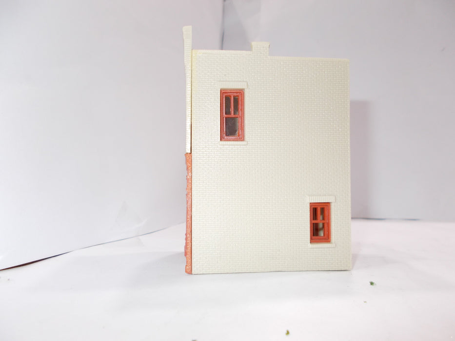 Ho Scale Woodland Scenic Apartments