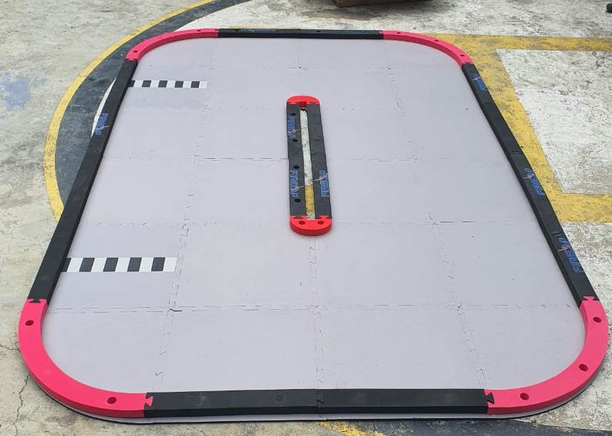 RC CAR TRACK -60SQ.FT-(10X06 FT)-QUALITY PREOWNED
