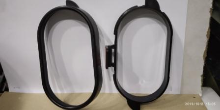 TRASH HOLDERS
