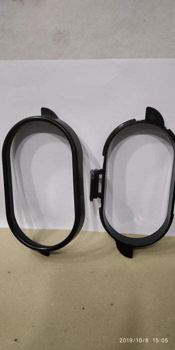 TRASH HOLDERS