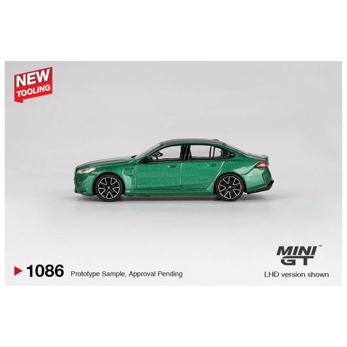Mini GT Blister #1086: BMW M5 Isle of Man Green Metallic