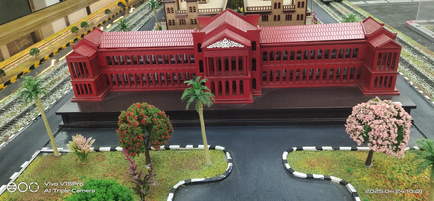 HIGH COURT 16'' MINIATURES MODEL