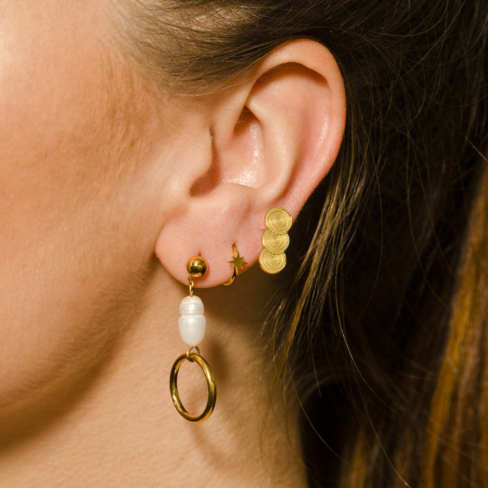 MADELYN Natural Freshwater Pearl Hoop Earrings