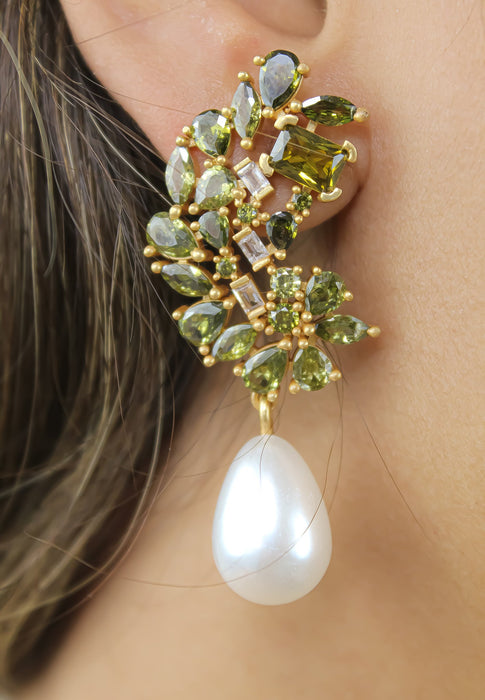 Golden Frosty Pearl Earrings by Bombay Sunset