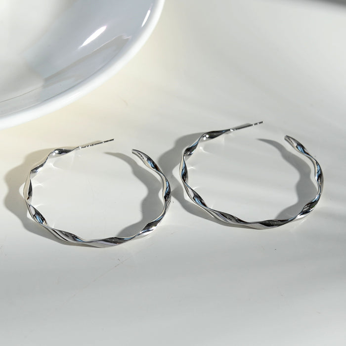 VERONA Wavy Twist Silver Hoop Earrings