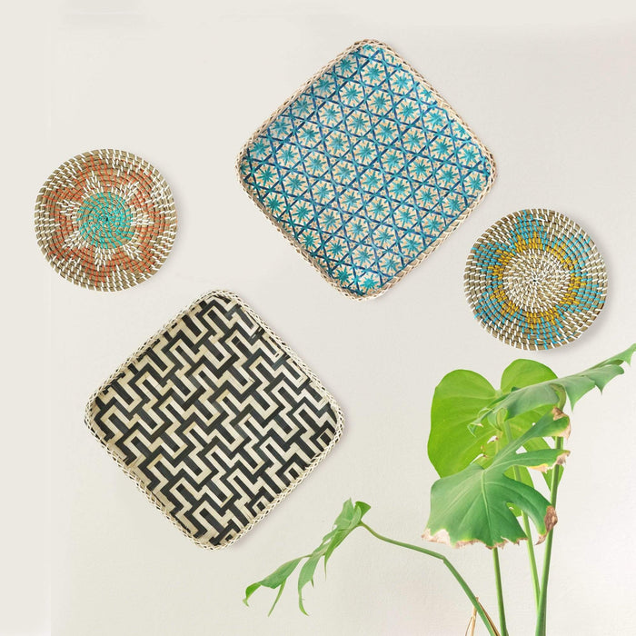 Seagrass Woven Wall Basket | Rustic Boho Decor Wall Hanging for Home Decoration and Display (9.8")