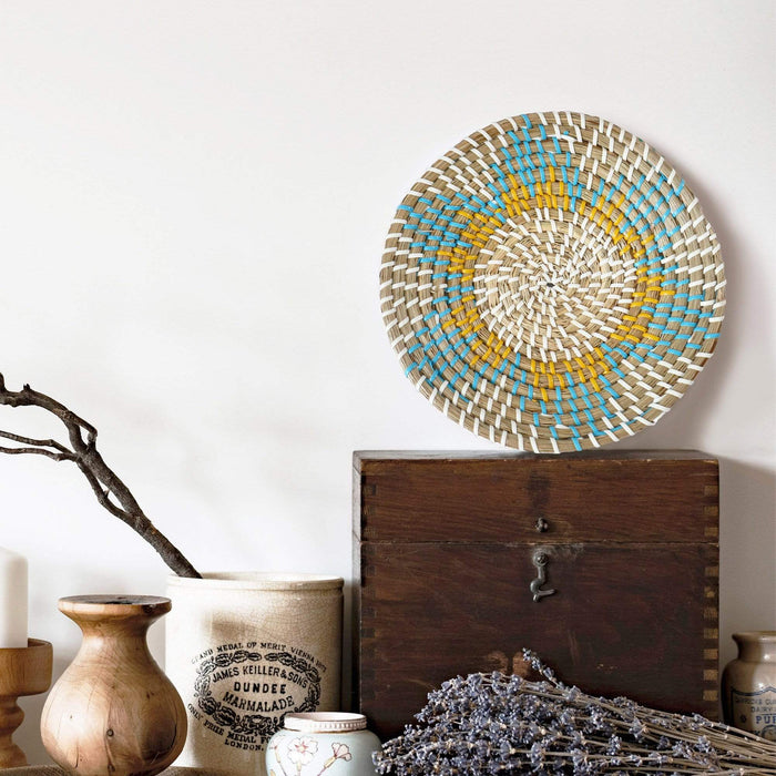 Seagrass Woven Wall Basket | Rustic Boho Decor Wall Hanging for Home Decoration and Display (9.8")